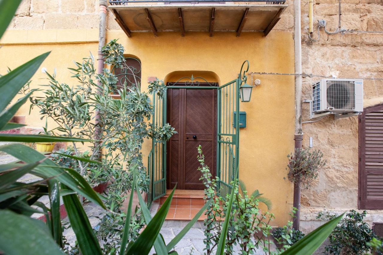شقة La Sedia Rossa Historical Centre أغريجنتو المظهر الخارجي الصورة
